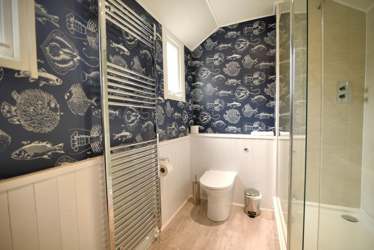 2 Cobb View Apartman Lyme Regis Kültér fotó